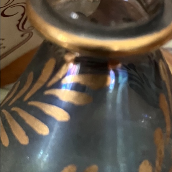 Egyptian hand blown perfume bottle. Exquisite design . - Picture 11 of 13